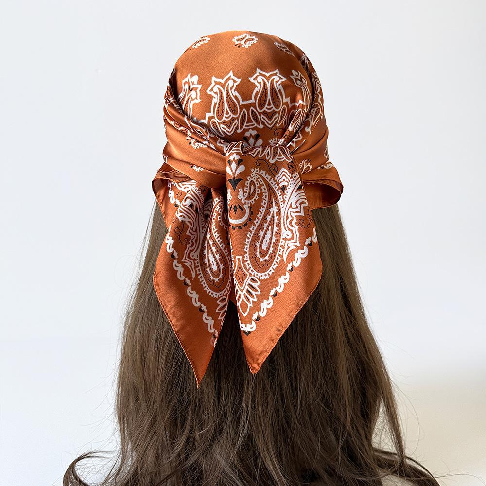 Black and white cashew floral silk scarves wholesale hot-selling, 71cm headscarves, headscarves, square scarves for women, summer thin scarves