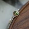 Fresh and Refreshing Olive Green Gem Rings for Women Vintage Design High Grade Light Luxury Engagement Ring Jewelry