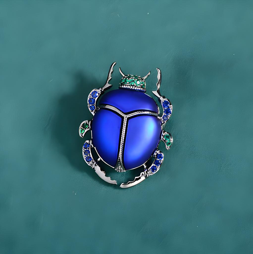 Beetle Brooch Creative Insect Brooch Niche Design Anti-Light Pin Suit Accessories