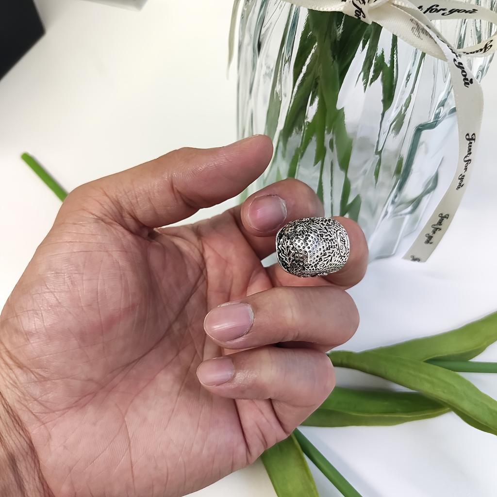 Thimbles for Hand Sewing Quilting, Sewing Thimble, Open Nail Acorn Finger Protector Finger Shield Ring, Sewing Quilting Accessories DIY Sewing Tools