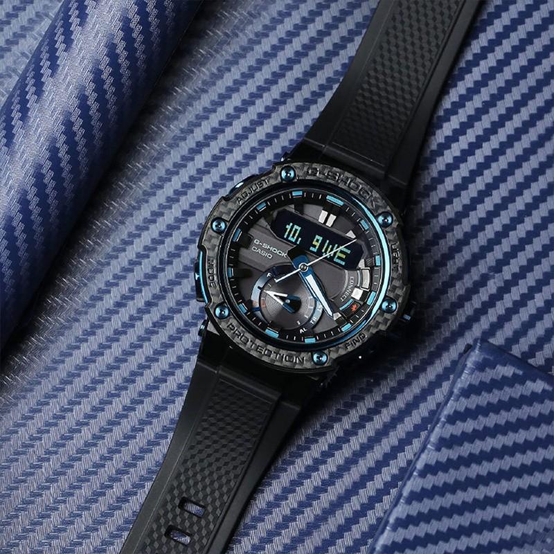 Casio Серия G-STEEL - Дисковый двойной дисплей, водонепроницаемость 200 метров, Bluetooth-соединение, солнечно-кварцевый механизм, полимерный ремешок, японский и GST-B200X-1A2PRT