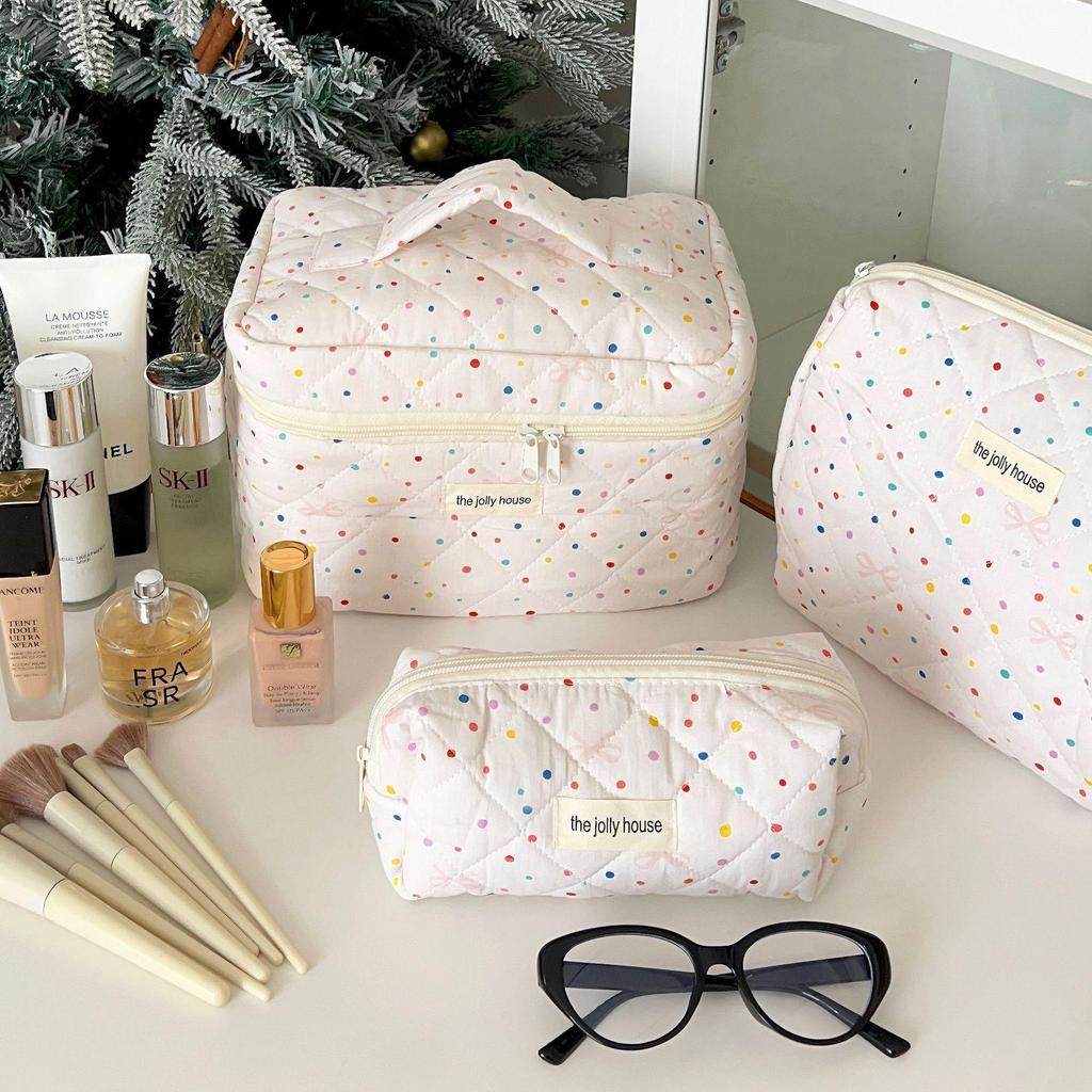 Plaid Quilted Large Capacity Makeup Bag - Soft, Portable Handbag for Students