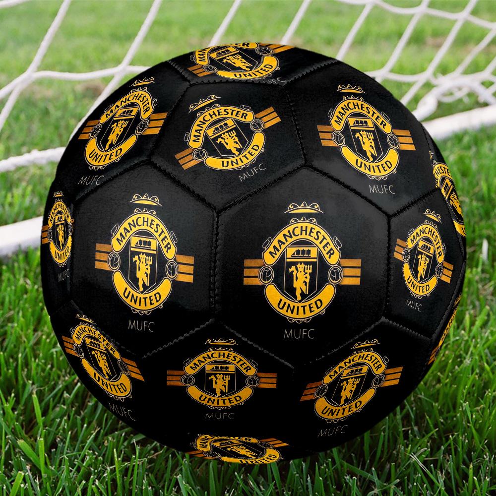 Man Utd logoSoccer Ball Colorful All Ages Machine Stitched PVC Competition Ready Durable High-Bounce