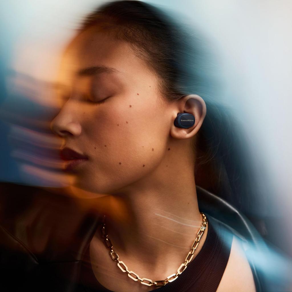 Bowers Wilkins Bowers Wilkins True Wireless Redefined Completely Wireless Headphones Midnight Blue & & Sound, In-ear PI8/MB