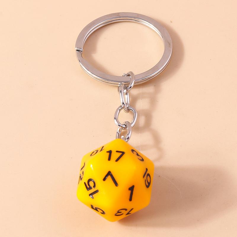 Cute Keychains Resin Colorful Dice Charms Keyrings Souvenir Gift for Women Men Car Key Handbag Pendants Key Chains DIY Accessory