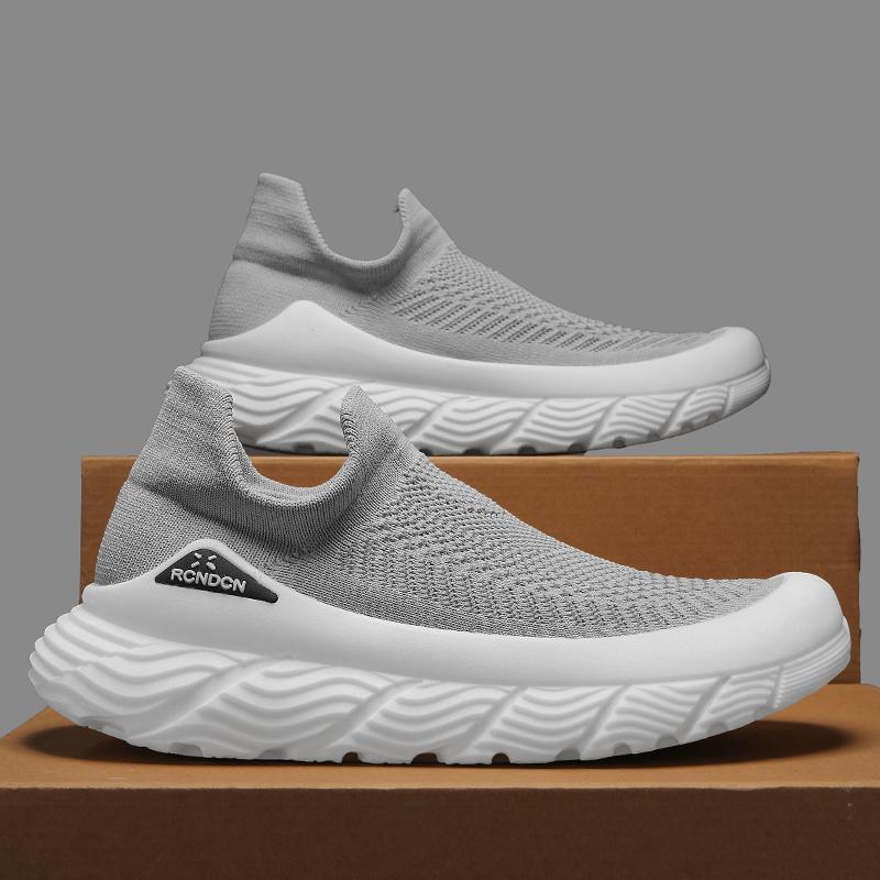 Men's Shoes Summer New Fly Woven Mesh Breathable Comfortable Platform Men's Sneaker Casual Soft Sole Fashion Black Slip-On Shoes