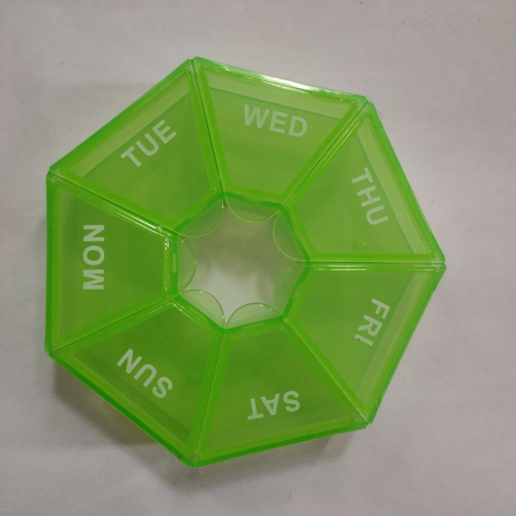 1Pcs Pill Case Plastic 7 Days Tablet Candy Box Portable Storage Tablet Holder Travel Organizer Pill Dispenser Container