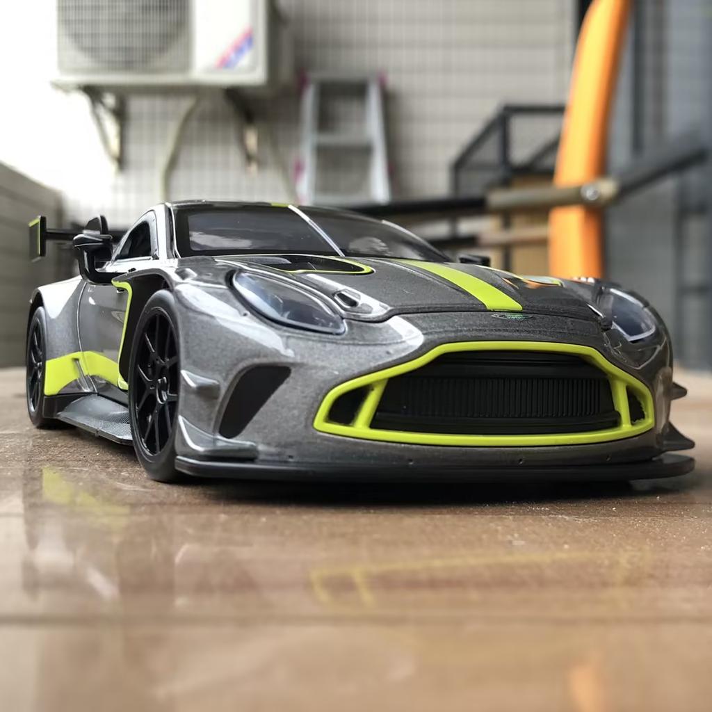 1:22 Aston Martin Vantage GT3 2024 Топ Роскошный Спортивный Автомобиль Металлический Сплав Литая Модель Автомобиля Звук и Свет Коллекционная Хобби Подарок