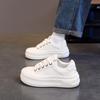 Осенние маленькие белые туфли женские новые корейские версии женских студенческих спортивных кроссовок на платформе повседневная обувь женская