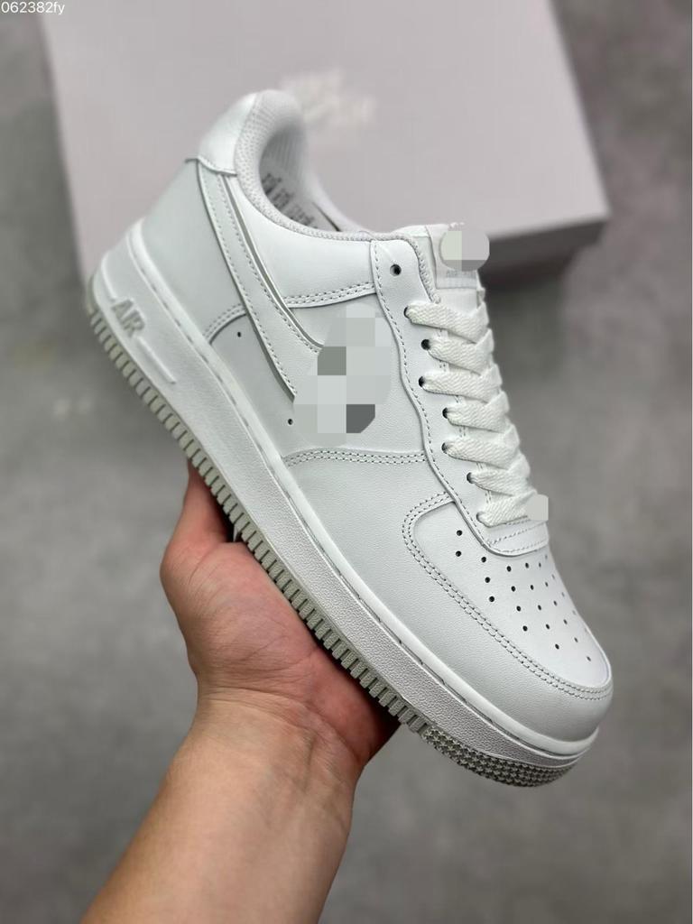 Оригинальные мужские и женские низкие повседневные кроссовки серии Air Force 1 - Полностью белые модные кеды AF1