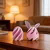 Уникальный 3D-печатный кролик - настольное украшение с гладкой отделкой, идеально подходит для Пасхи и праздничных случаев