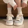 Платформенные белые женские осенние новые нишевые спортивные студенческие универсальные повседневные кеды для скейтборда
