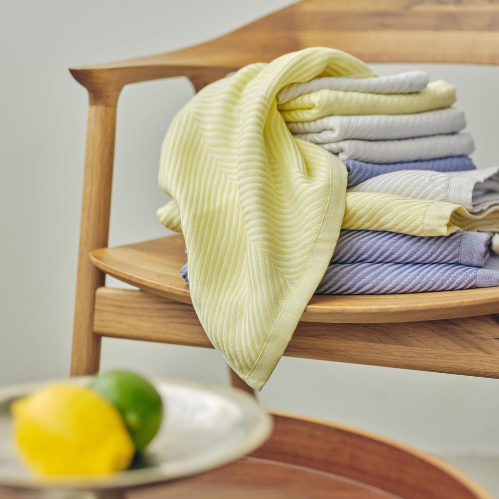 Nishikawa Imabari Gauze Face 34 x Watairo So Soft Want to Rub Your Cheek Smooth and Made in Navy TT25131663 Towel, 80cm, 100% Cotton, 4-Ply Gauze,