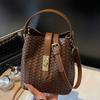 Вязаная сумка-ведро большой вместимости 2025 новая модная сумка-мессенджер ретро универсальная портативная сумка на плечо тренд