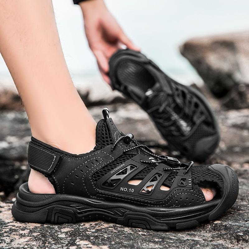 Sandals Men's 2025 New Summer Non-slip and Wear-resistant Mesh Hollow Sandals Outdoor Mountaineering Sports and Leisure Beach Shoes