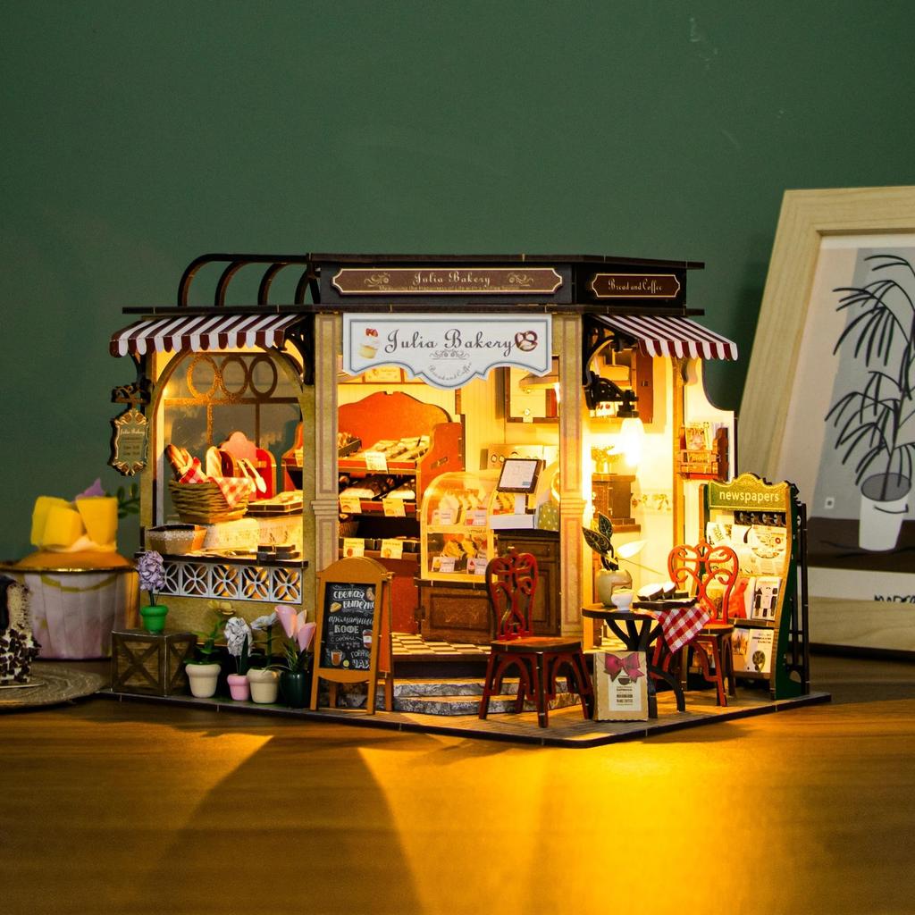 (t-FREAK) Dollhouse DIY Kit Set Miniature Bakery Julia Bakery