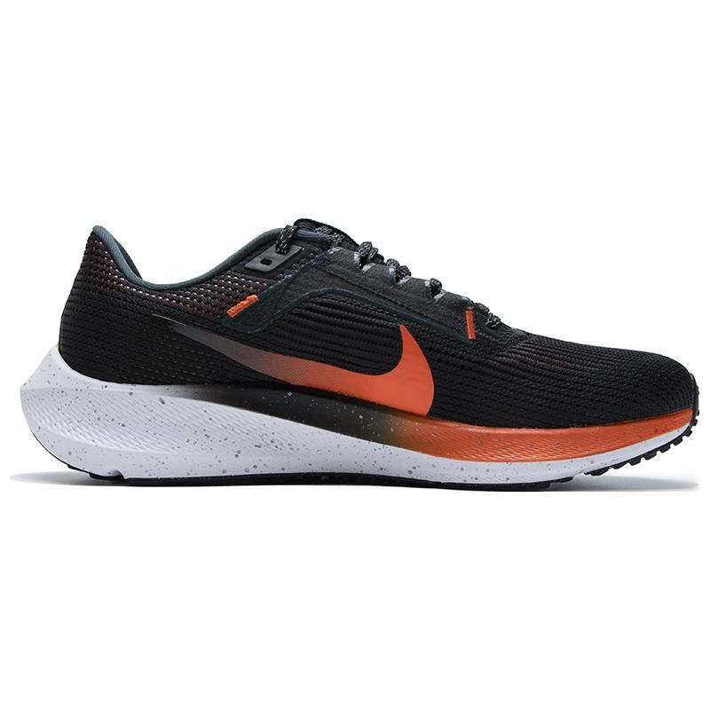 Nike Air Zoom Pegasus 40 Черные защитные оранжевые мужские кроссовки цвета хаки Deep-Jungle FQ8723-010