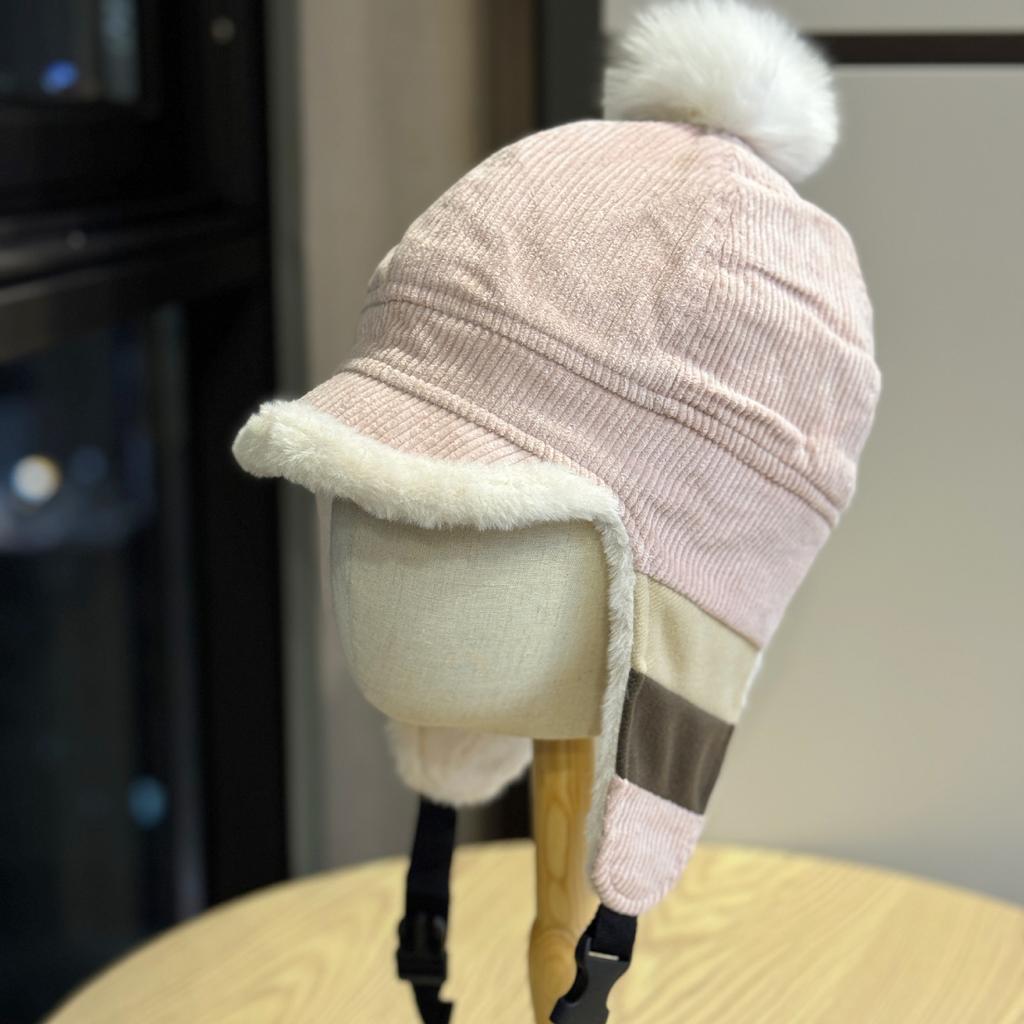 Новая зимняя плюшевая шапка с защитой ушей для женщин, вельветовая плюс бархатная теплая шапка-ушанка, защита от холода, кепка с козырьком, шапка-авиатор, тренд