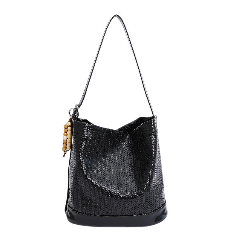 Ретро сумка большой вместимости для通勤, женская 2025 новая повседневная универсальная сумка на плечо, премиальная сумка-мессенджер, сумка-ведро