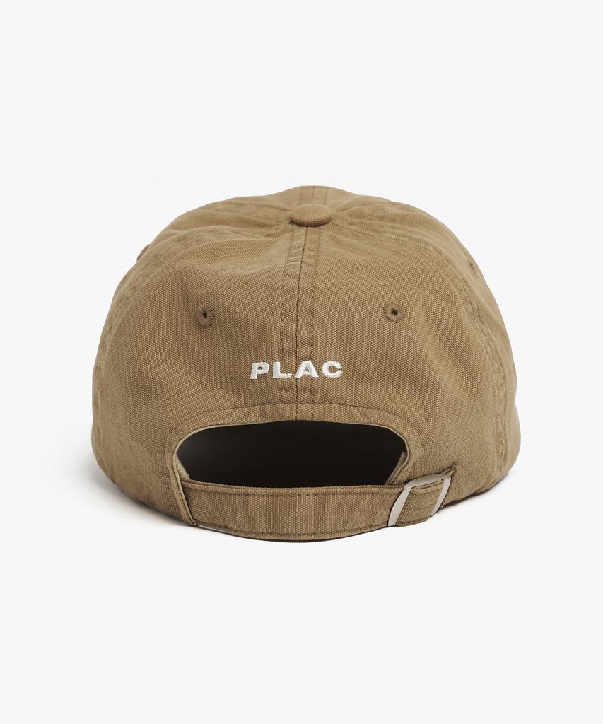 Кривая бейсболка с логотипом PLAC P