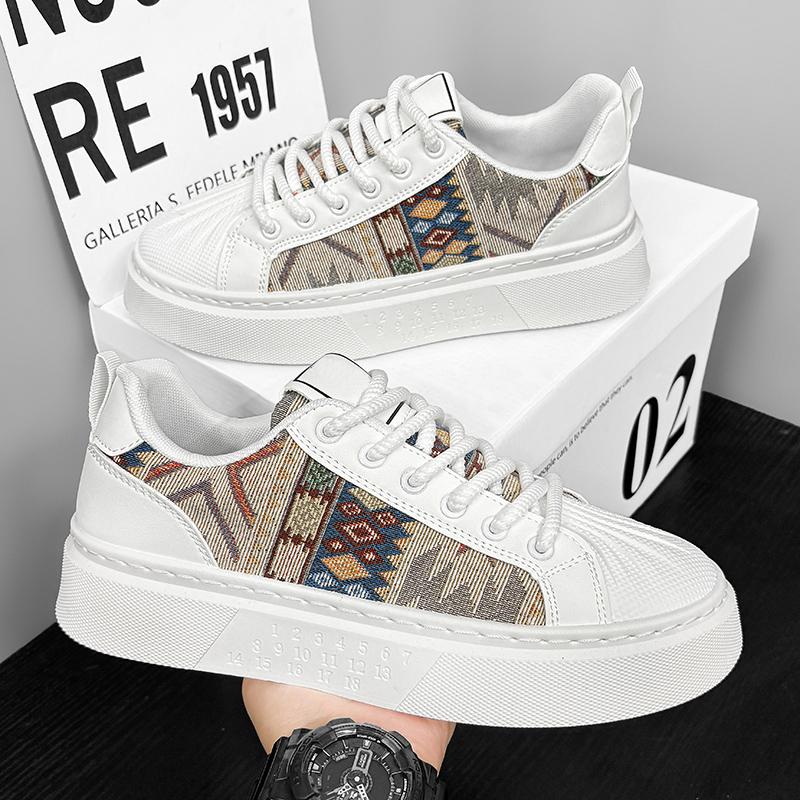 Новые мужские модные кроссовки на толстой подошве, увеличивающие рост, молодежные модные повседневные туфли, студенческие вышитые парусиновые теннисные туфли