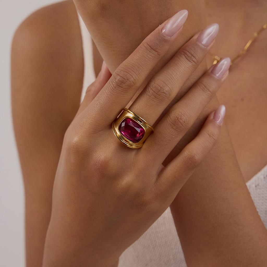 Youthway Gold Plated Stainless Steel Geometric Fashion Ring Waterproof Anti Allergic Colorfast Fashion Jewelry Unisex