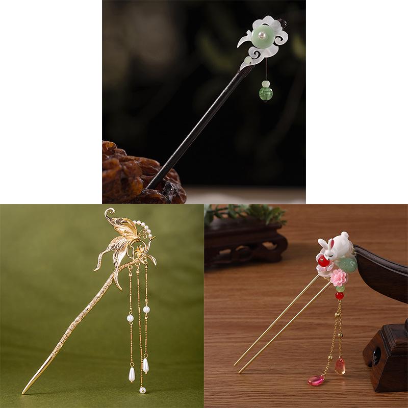 Jade Rabbit Tassel Hairpin: Traditional Qipao Updo Accessory for Women