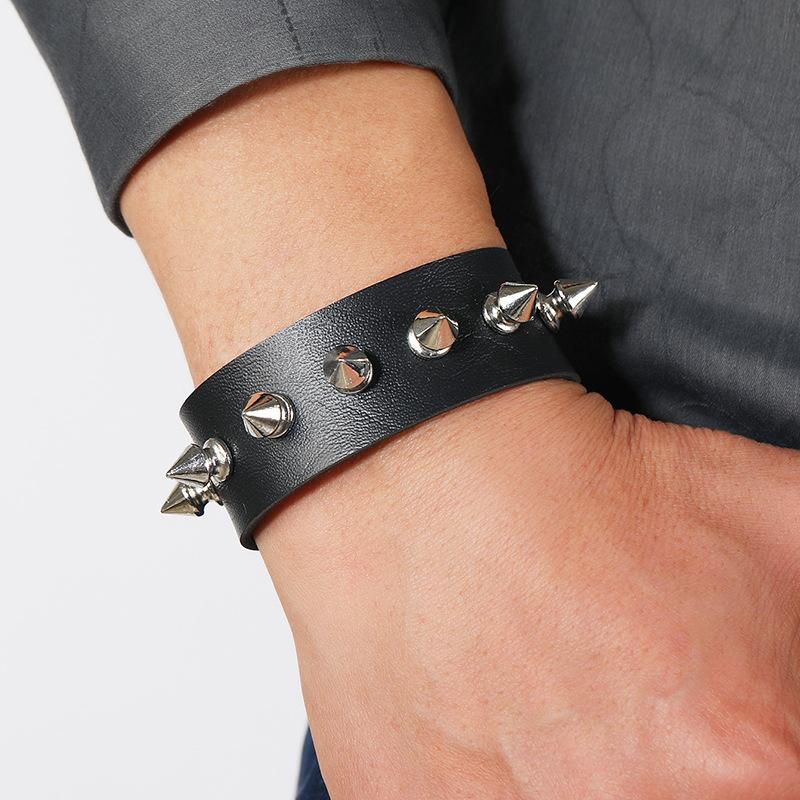 European and American Punk Style 2 Row Spiked Leather Bracelet Personality Trend Rock Men's Bracelet Bracelet