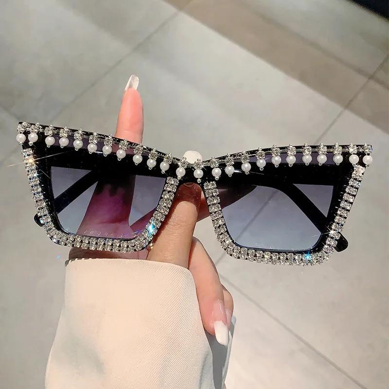 Brand Designer Luxury Diamond Pearl Cat Eye Sunglasses Women For Female Fashion Vintage Sun Glasses Punk Crystal Shades Uv400