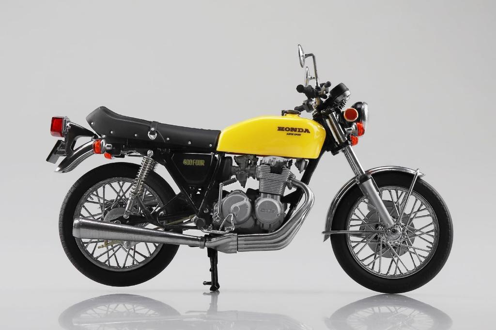 Aoshima Bunka Kyozai Skynet Scale Complete Honda CB400FOUR Parakeet Yellow Motorcycle 1/12