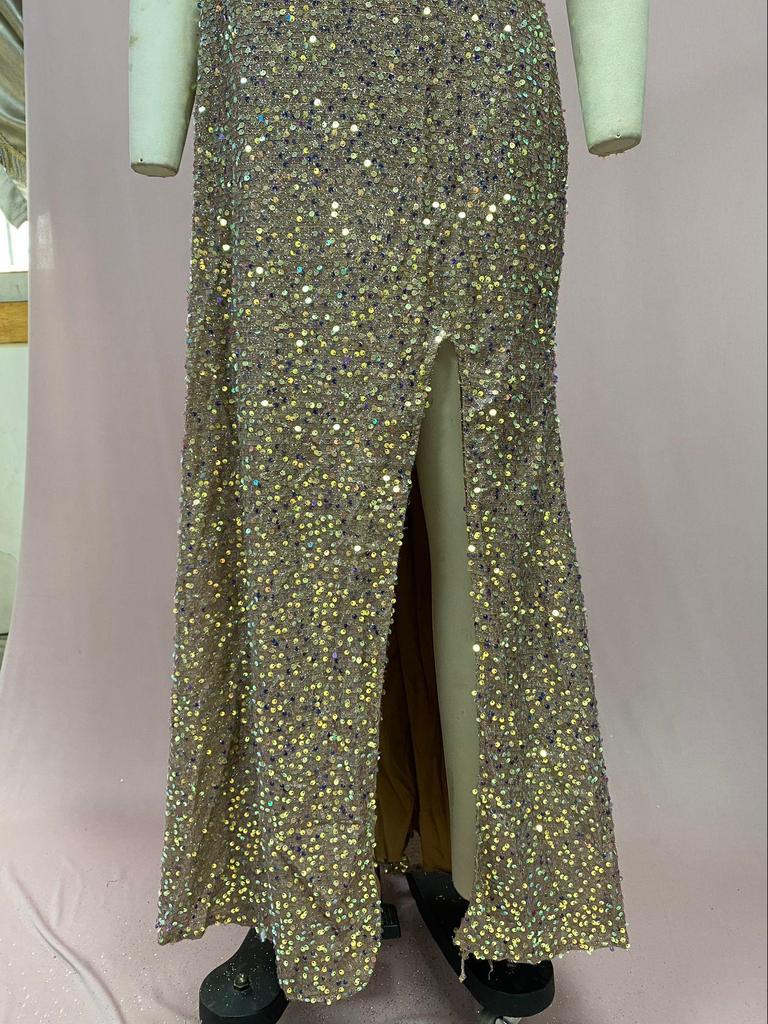 Женское розовое платье с разрезом на одно плечо 2025 года с пайетками