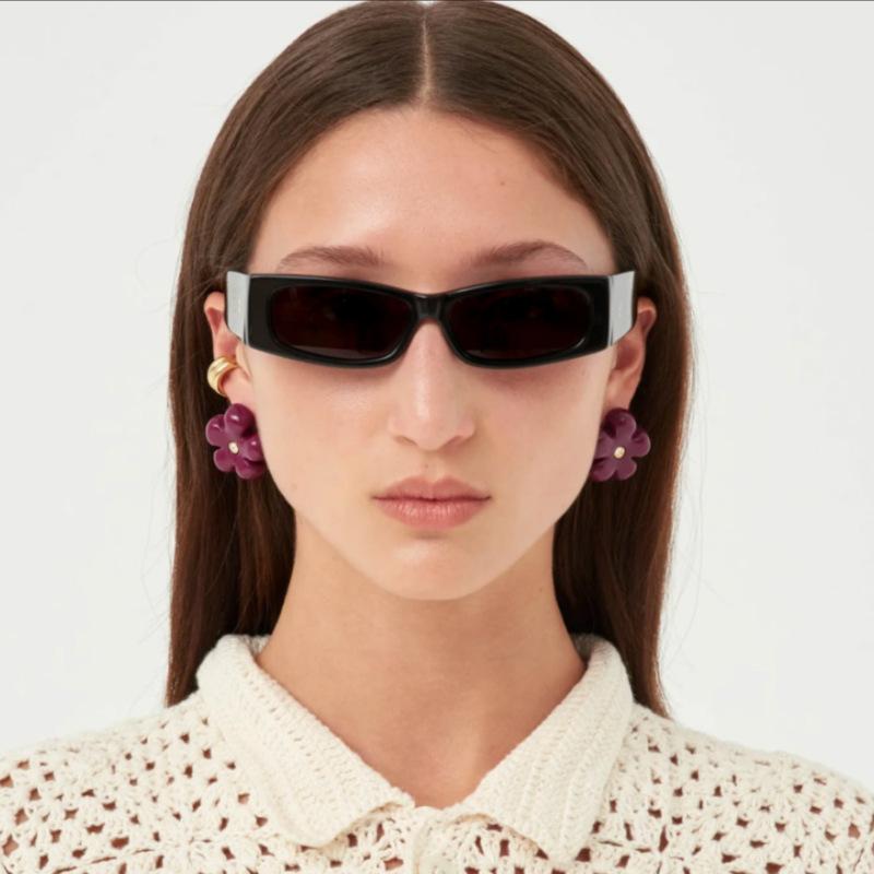 Fashion Style Fresh Flower Fashion Temperament S925 Silver Needle Stud Earrings Niche Design High-End Earrings