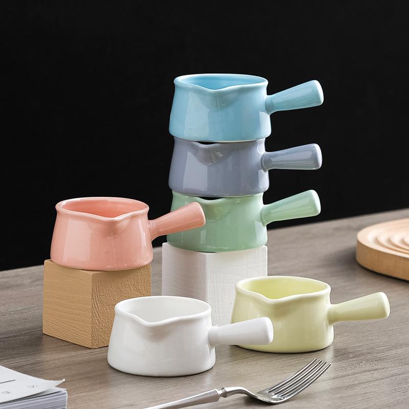 Western Food Ceramic Juice Bucket With Handle Mini Small Milk Pot Coffee Utensils Cream Cup Household Seasoning Sauce Drizzle Bowl