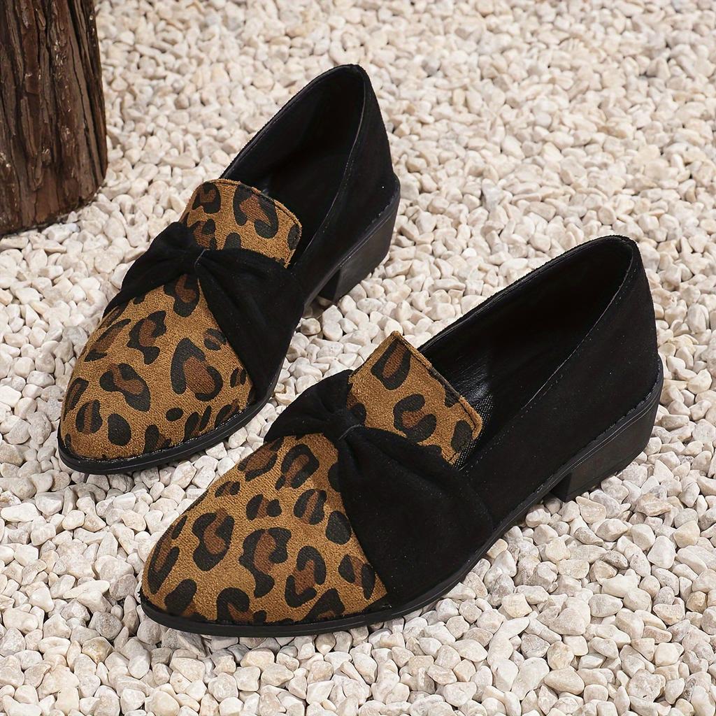Women's Chic Oxfords with Leopard Print - Lightweight, Pointed Toe Flats Comfortable All-Season Shoes with Rubber Sole, Spike Embellishment