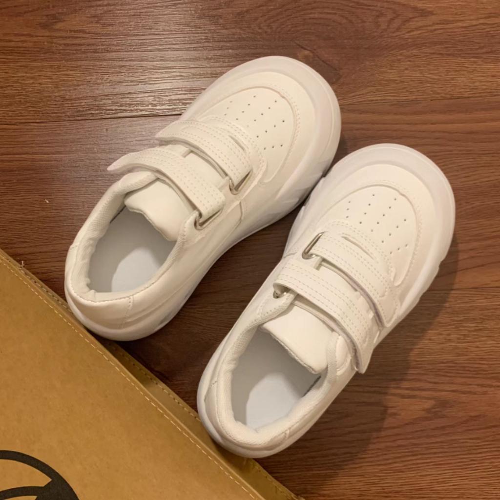 Round Head Thick Sole Big Head Shoes Women's 2024 Autumn Velcro Casual Shoes Niche Sports Shoes Heightening Versatile White Shoes