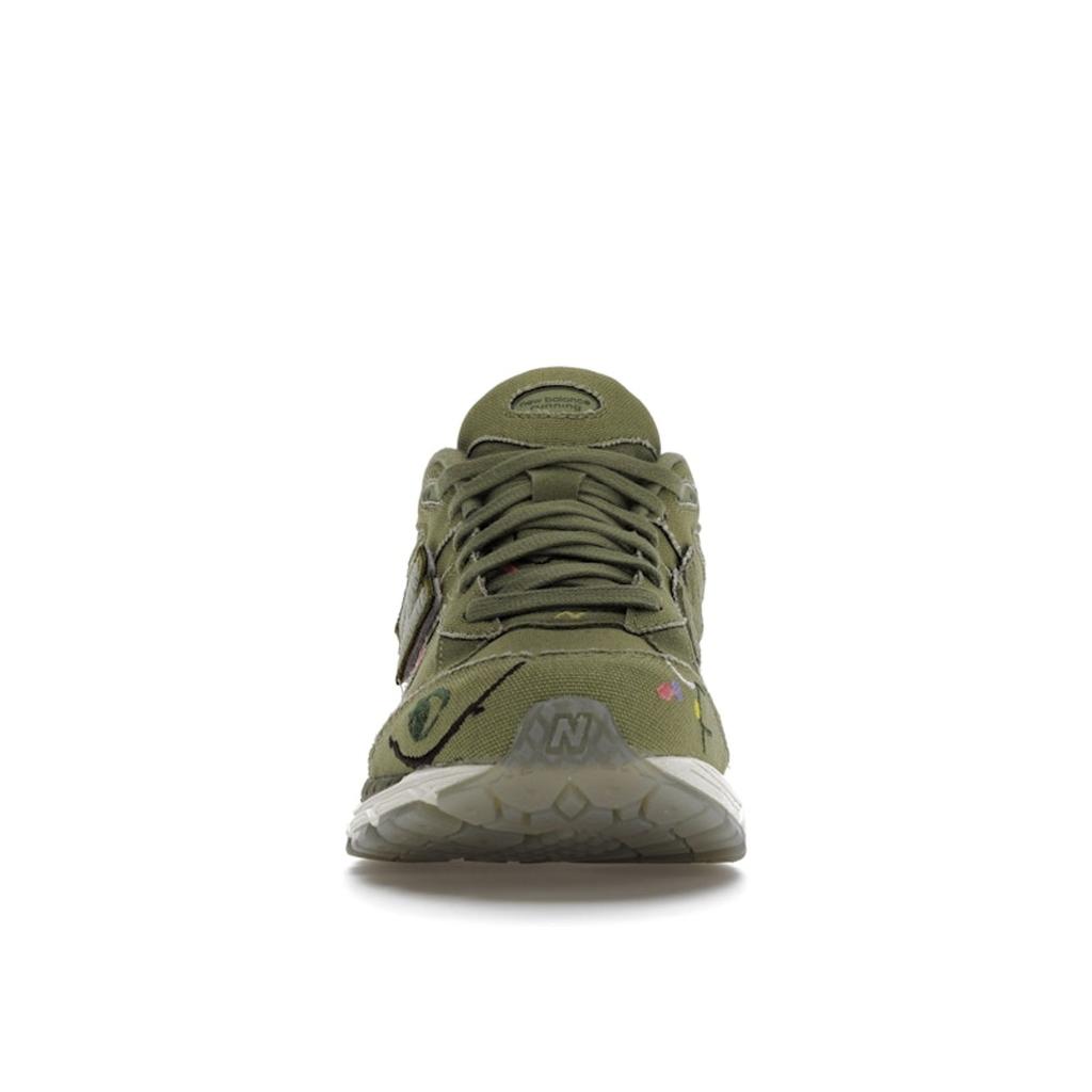 Bryant Giles x New Balance 2002R Что теперь? Кроссовки унисекс Green Iguana Capulet-Olive M2002RAG