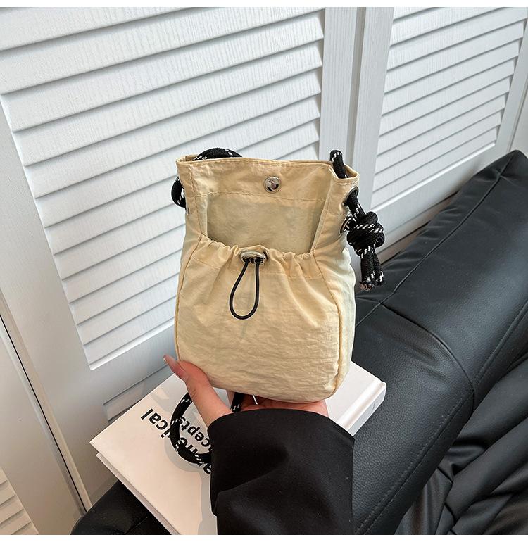 Холщовая сумка женская летняя новая модная нишевого дизайна сумка-мессенджер популярная сумка-ведро