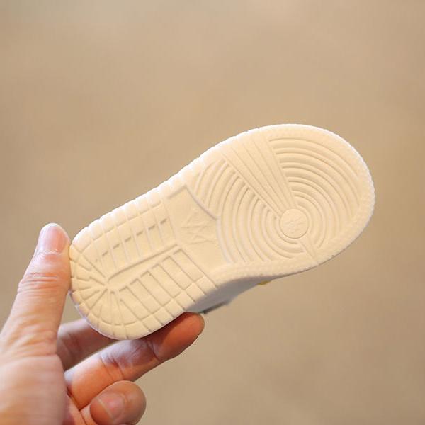 Детская обувь, спортивная обувь для маленьких девочек и мальчиков, детские кожаные туфли на плоской подошве для девочек, детские кроссовки, повседневная мягкая обувь для младенцев