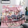 1 шт. Фланелевое одеяло с принтом Enhypen, Высококачественное, для всех сезонов, Декор для дома, Тепло и уют, Идеально для рождественских подарков