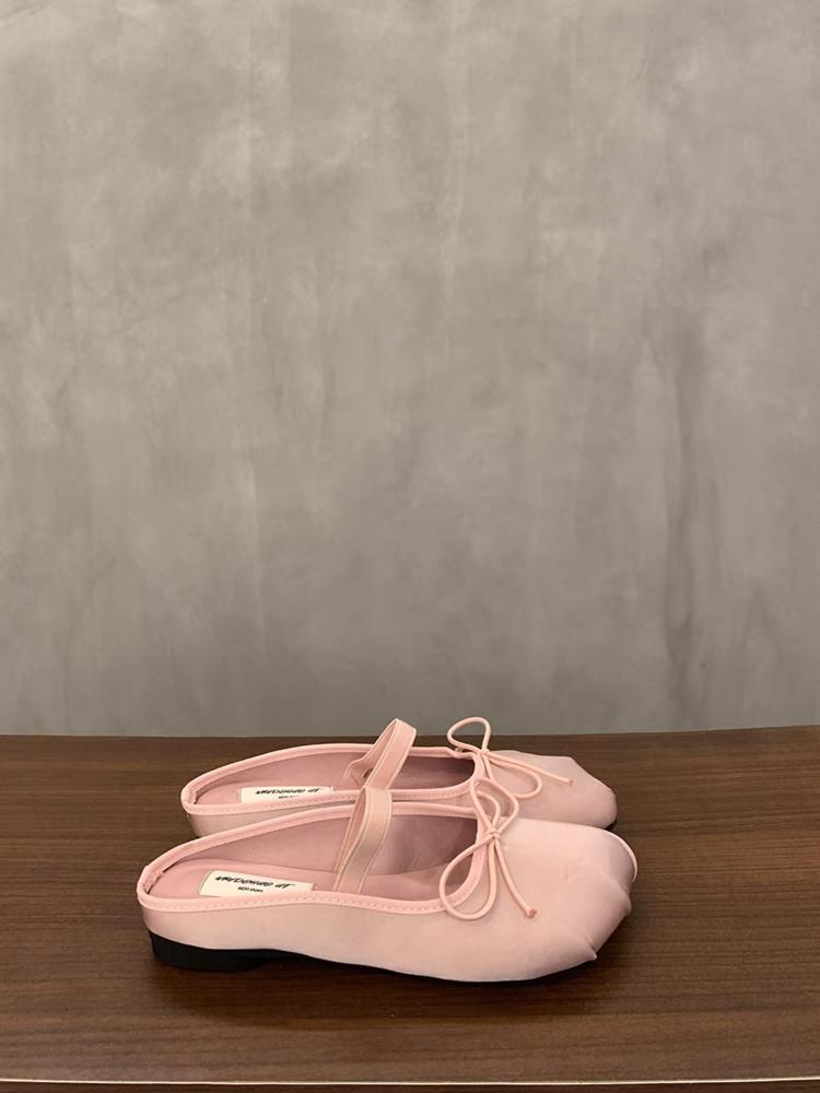 2024 Роскошные кружевные балетки из атласного шелка с завязками на ногах, женские балетки с квадратным носком и бантом на резинке, женские свадебные туфли с цветочным принтом