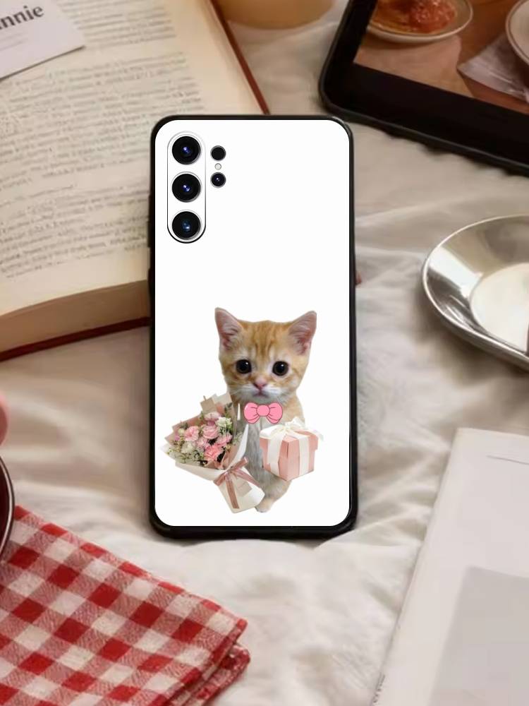Goofy Silly Cats Big eyes Phone Case For Samsung S26,S25,S24,S23,S22,S21,S20,Plus,Fe,Lite,Others Black Cover