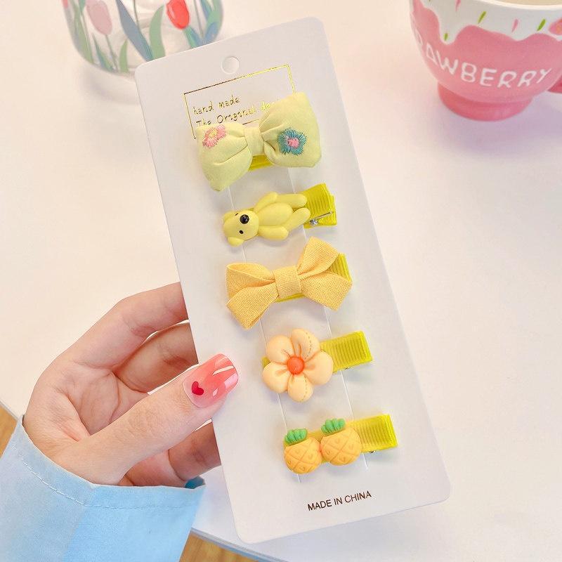 Retro Cute Baby Hair Clips – Gentle Fabric Flower Headwear for Girls