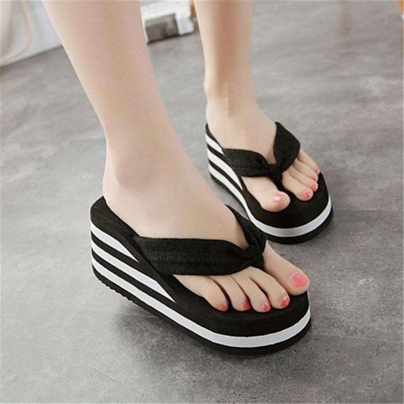 Европейский и американский стиль женские сандалии и шлепанцы повседневные и простые можно носить на улице шлепанцы на высокой танкетке с толстой подошвой для лета