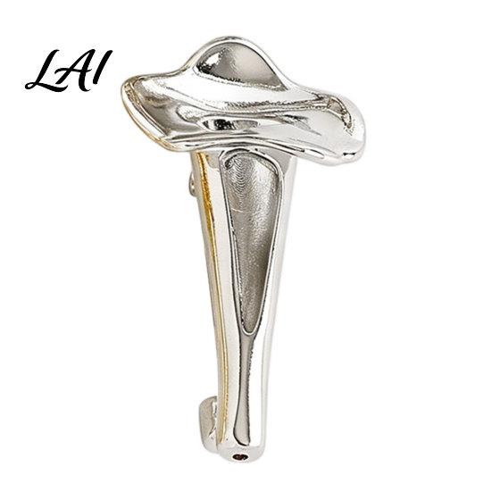 Elegant Fashion Accessory Peanut/Calla Shaped Flower Insert Brooch DIY Wearable Bouquet Holder Alloy Shirt Pin Brooch Clip Metal Vase Lapel
