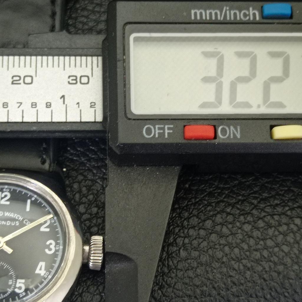 ШВЕЙЦАРСКИЕ ВИНТАЖНЫЕ ЧАСЫ WEST END WATCH CO С РУЧНЫМ ЗАВОДОМ ДЛЯ МАЛЬЧИКА С ЧЕРНЫМ ЦИФЕРБЛАТОМ a701973-1 R207-a701973