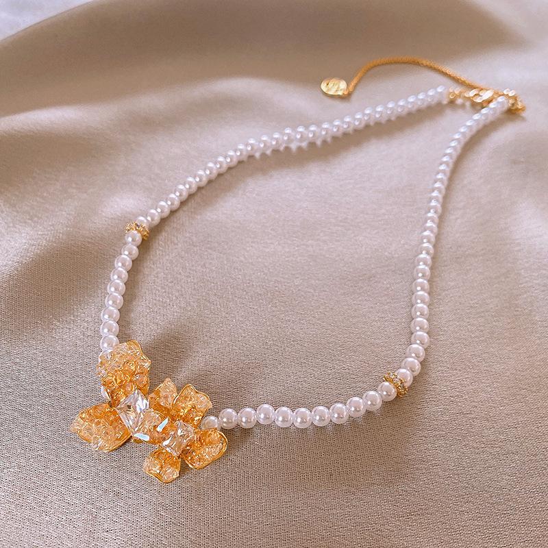 Korean temperament love butterfly pearl fringed necklace fashion collarbone chain versatile item decoration