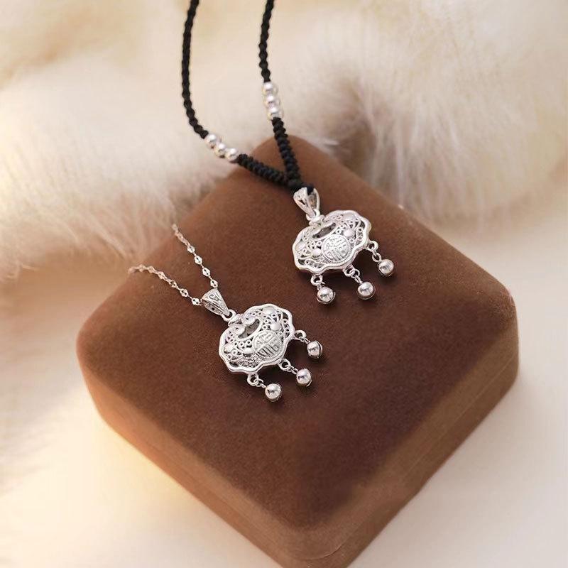 Новое китайское стильное ожерелье с замком безопасности для женщин с кисточками, легкое, роскошное, нишевое, ретро-стиль, зодиакальный год, плетеная веревка