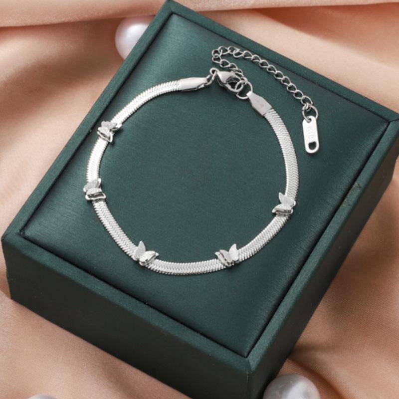 Корейский браслет женской моды из титановой стали Дун Дэмун - Нержавеющий, Высококлассный, Дизайн через границу.