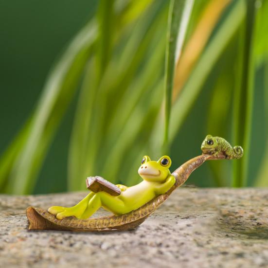 Cartoon Frog Figurine Resin Mushroom Reading Lying Guitar Frog Statue Sculpture Indoor