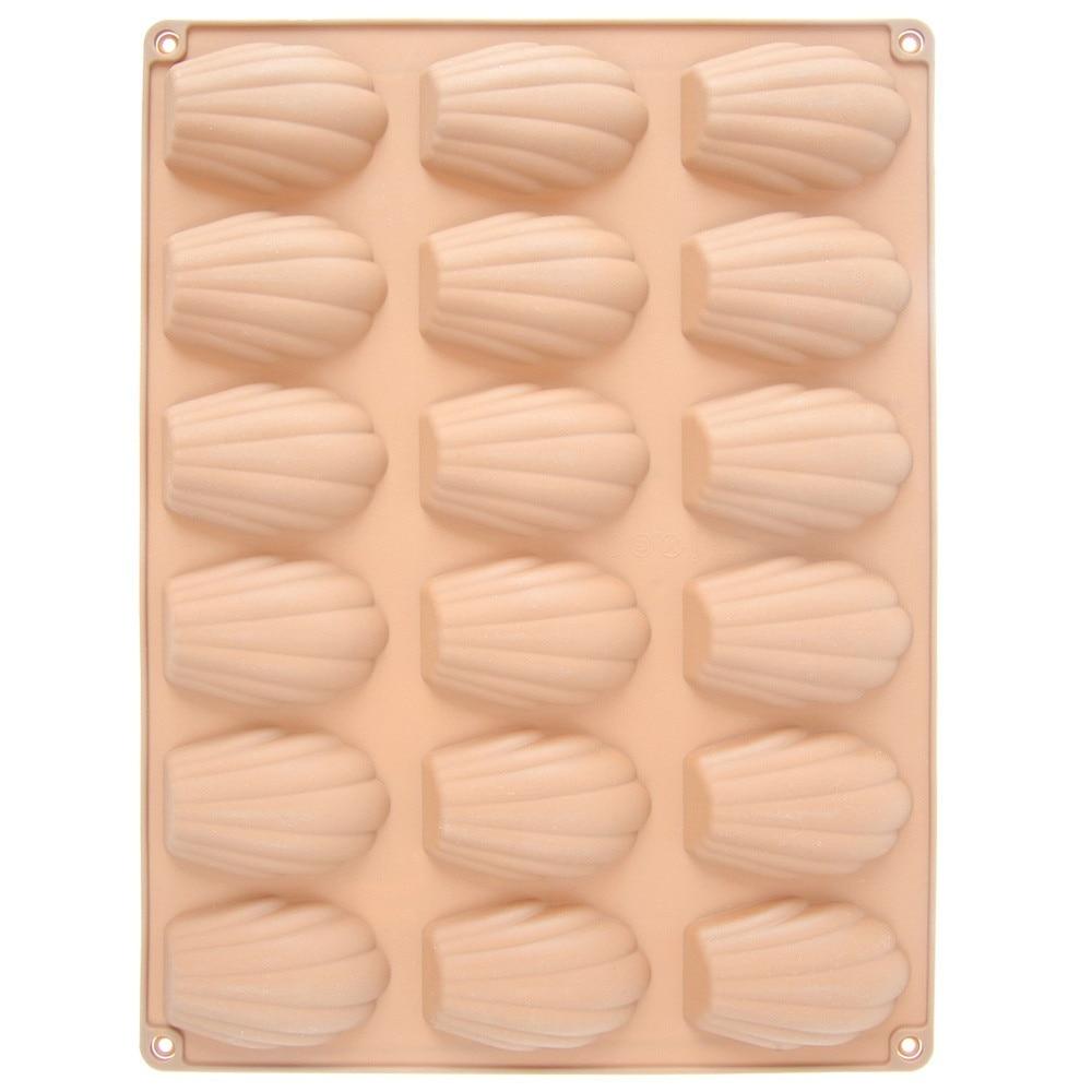 Silicone Madeleine Cookie Mold Shell Chocolate Baking Tray Nonstick Flexible 18-Cavity 32x24.5x2cm Beige